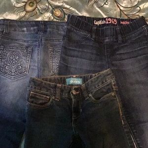 Bundle of 3 pair of girls jeans, size 6